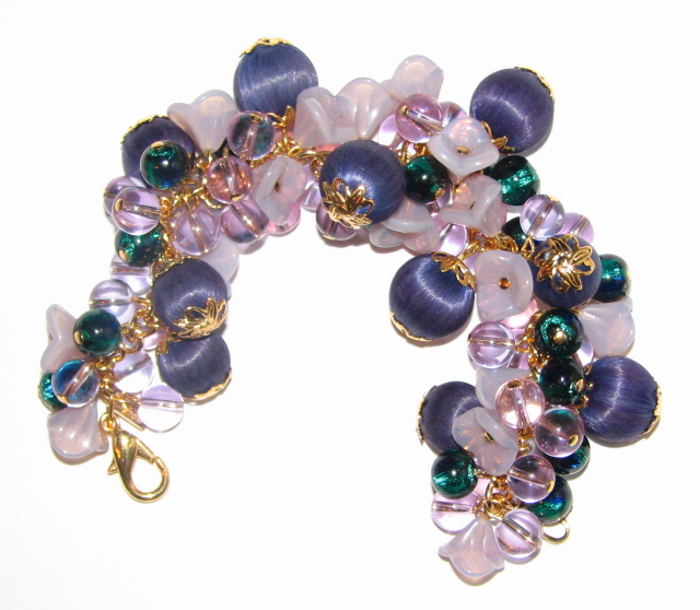 Julia Lee's
                Jewelry