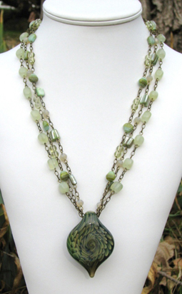 Julia Lee's
                Jewelry