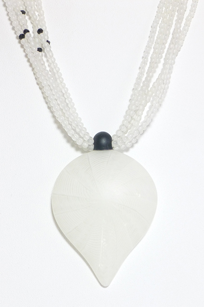 Julia Lee's
                Jewelry - Harold Cooney