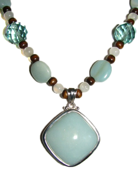 Julia Lee's
                Jewelry