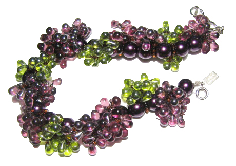 Julia
                Lee's Jewelry